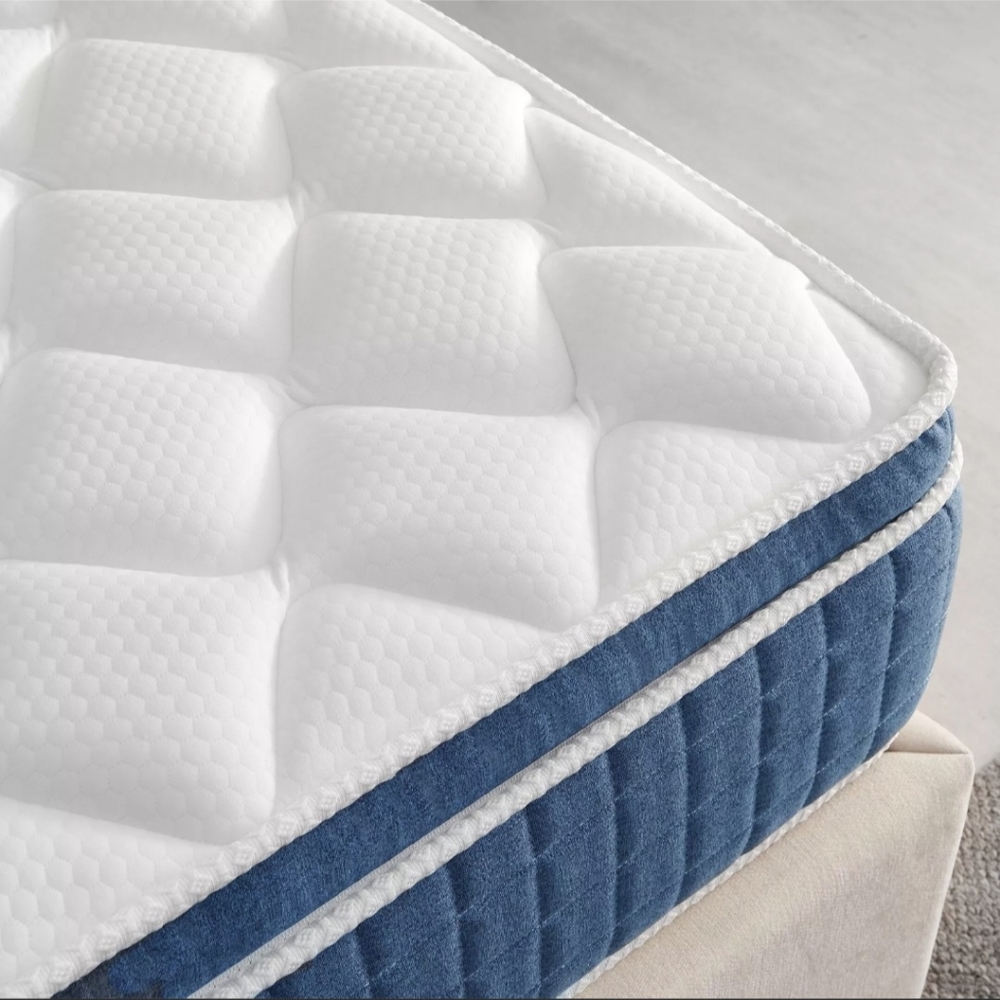 Mattress - Picture 6 of 10